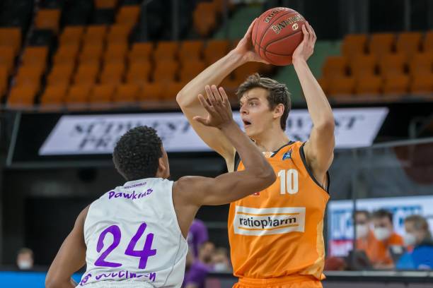 利拉德的缺 利拉德的缺